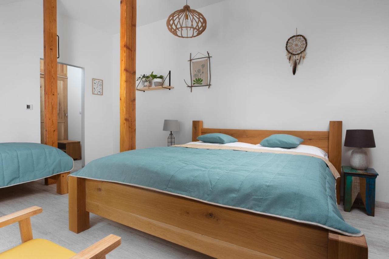 Liptovský Mikuláš Burina Residence מראה חיצוני תמונה